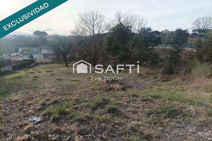 Urban plot for sale in Sils, Girona. 