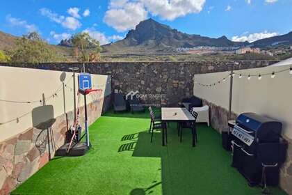 Dům na vesnici na prodej v Adeje, Santa Cruz de Tenerife, Tenerife. 