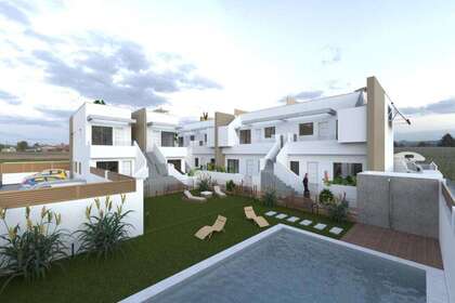 Land huse til salg i Pilar de la Horadada, Alicante. 