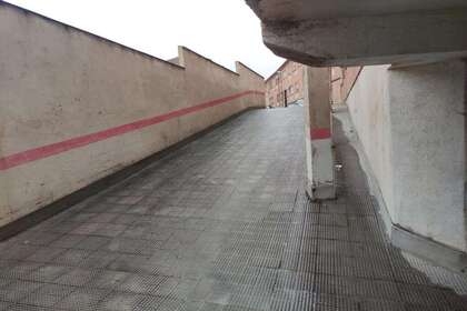  na prodej v Navas del Rey, Madrid. 