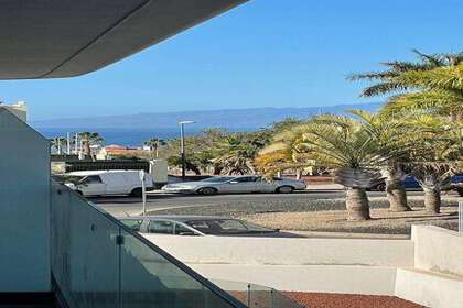 Apartmány na prodej v Adeje, Santa Cruz de Tenerife, Tenerife. 