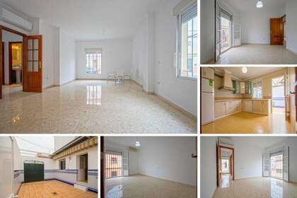 Huse til salg i San José de la Rinconada, Guadalquivir-Doñana, Sevilla. 