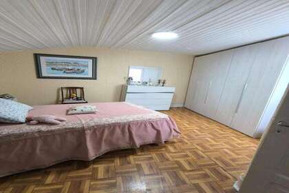Apprt dernier Etage vendre en Vigo, Pontevedra. 