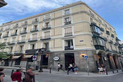 Apartment for sale in Madrid. 
