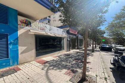 Commercial premise for sale in Estepona, Málaga. 