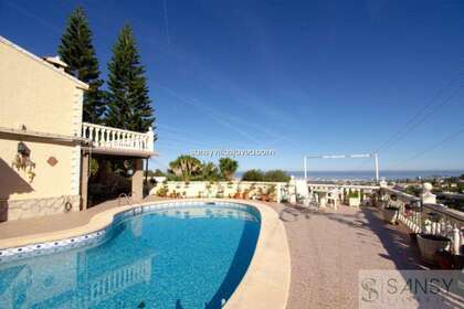 House for sale in Dénia, Alicante. 