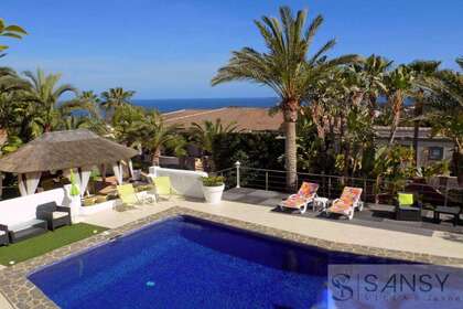 House for sale in Moraira, Alicante. 