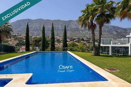 House for sale in Dénia, Alicante. 
