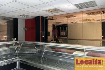 Commercial premise for sale in Torrelavega, Cantabria. 