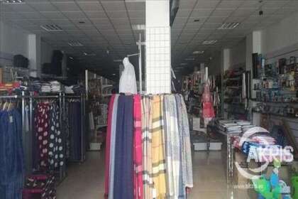 Commercial premise for sale in Miguel Esteban, Toledo. 