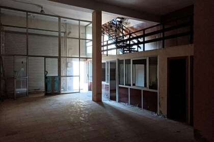 Commercial premise for sale in Quintanar del Rey, Cuenca. 