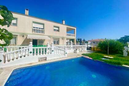 House for sale in Alcanar, Tarragona. 