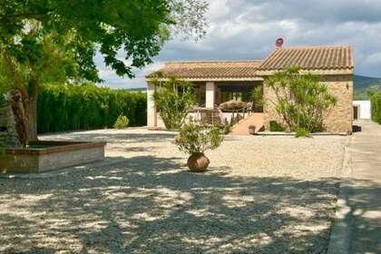 Country house for sale in Ulldecona, Tarragona. 