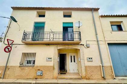House for sale in Santa Bàrbara, Tarragona. 