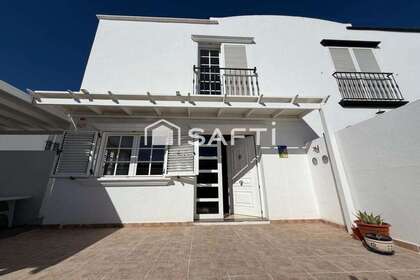 House for sale in Lanzarote. 