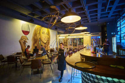 Handelspanden verkoop in Sotogrande, Cádiz. 