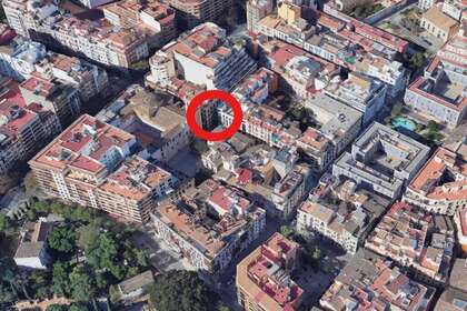 Handelspanden verkoop in Valencia. 