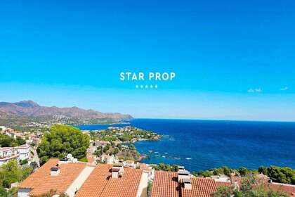 Penthouse for sale in Llançà, Girona. 