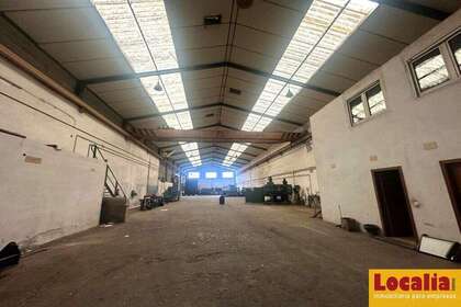 Warehouse in Camargo, Cantabria. 