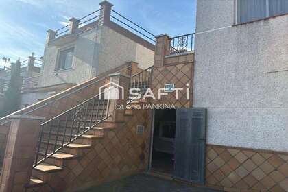 Land huse til salg i Riera, La (Riudarenes), Girona. 