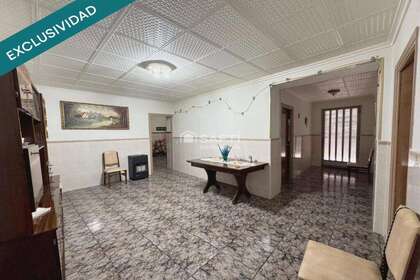 Chalet Adosado venta en Algueña, Alicante. 