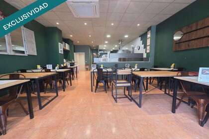 Handelspanden verkoop in Malgrat de Mar, Barcelona. 