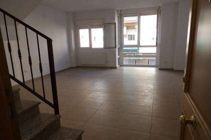 Duplex in Fuensalida, Toledo. 