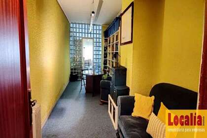 商业物业 进入 Santander, Cantabria. 