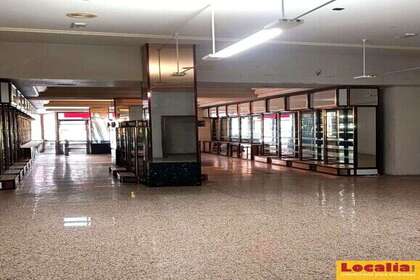 商业物业 进入 Palencia. 