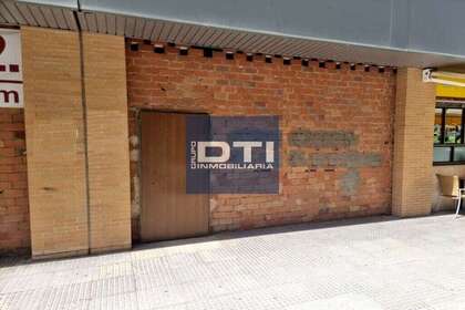 商业物业 出售 进入 Huelva. 