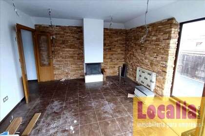 House for sale in Sarón, Cantabria. 