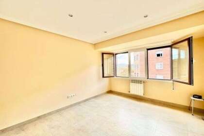 Flat for sale in Vitoria-Gasteiz, Álava (Araba). 