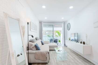 Apartmány na prodej v Adeje, Santa Cruz de Tenerife, Tenerife. 