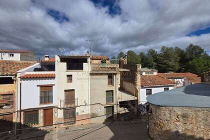 Domy na prodej v Atzeneta del Maestrat, Castellón. 