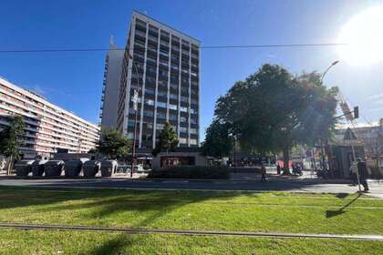 Locale commerciale vendita in Sevilla. 