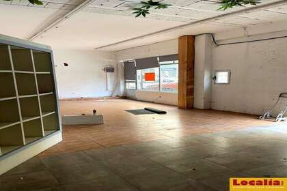 Коммерческое помещение Продажа в Maliaño, Cantabria. 