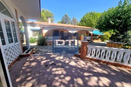 Maison de ville vendre en Albacete. 