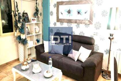 Duplex for sale in Madrigueras, Albacete. 