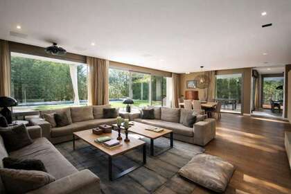 Casa venta en Barcelona. 