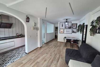 Building for sale in Benidorm, Alicante. 