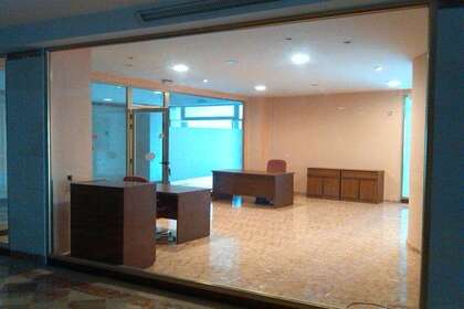 Obchodní prostory v Estepona, Málaga. 