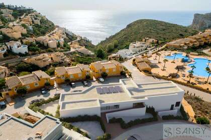 Duplex for sale in Benitachell/Poble Nou de Benitatxell (el), Alicante. 