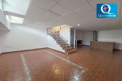 Cluster house for sale in Aspe, Alicante. 