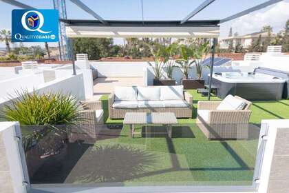 House for sale in San Fulgencio, Alicante. 