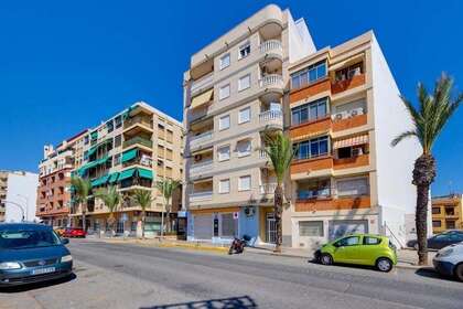 Flat for sale in Guardamar del Segura, Alicante. 