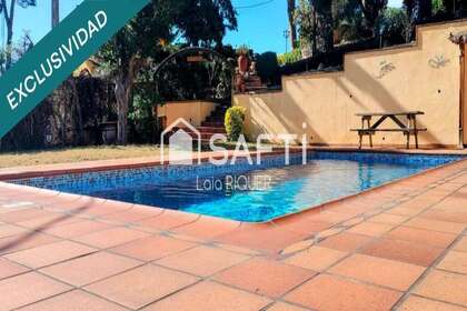 Дом Продажа в Sant Cebrià de Vallalta, Barcelona. 