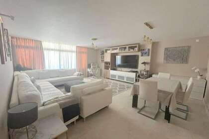 Квартира Продажа в San luis de sabinillas, Málaga. 