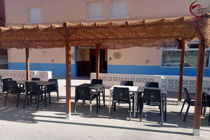 Handelspanden verkoop in Planes, Alicante. 