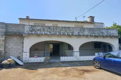 Handelspanden verkoop in Villalonga, Valencia. 