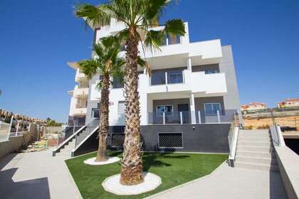 Byty na prodej v Orihuela, Alicante. 